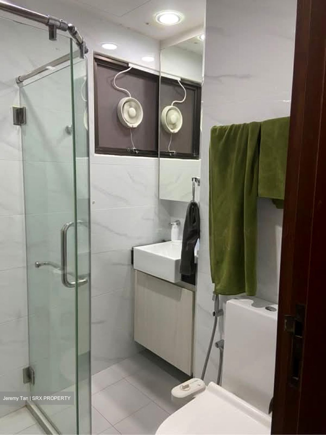 The Mayfair (D22), Condominium #566014041